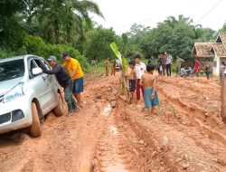 Dinas BMBK Provinsi Lampung Tinjau Langsung Jalan Rusak Viral di medsos beberapa waktu lalu. 